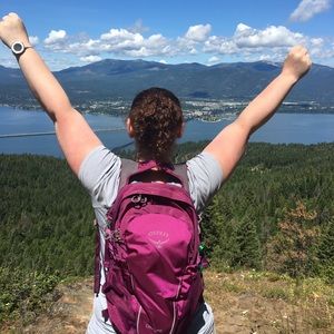 Meet your Posher, Rebecca